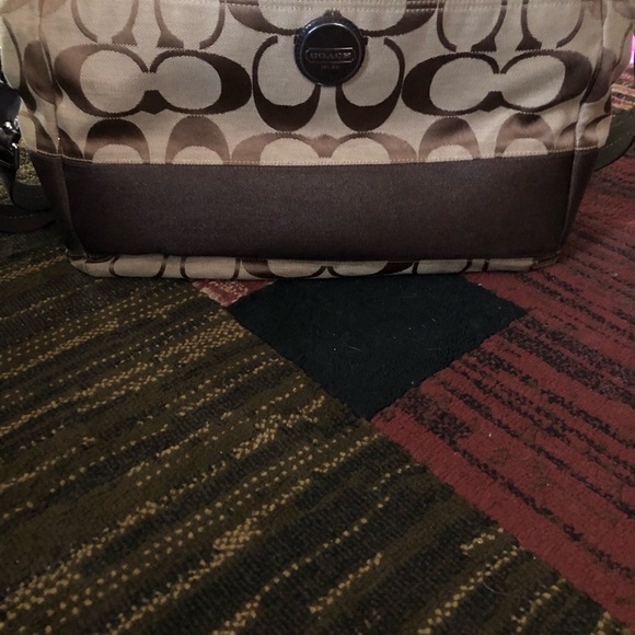 Large authentic Coach diaper bag w/changing pad